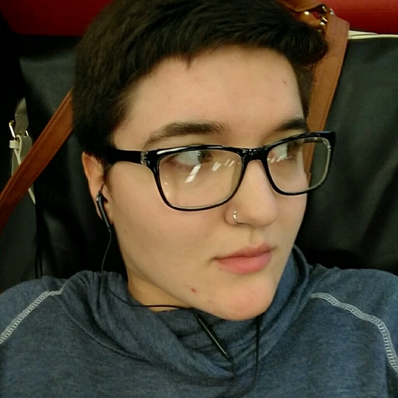 Meet your Posher, Destiny - Picture 1 of 1